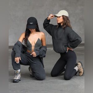 $228 JOAH BROWN RETRO HALF ZIP WASHED BLACK FLEECE STREETWEAR FREE PEOPLE ALO